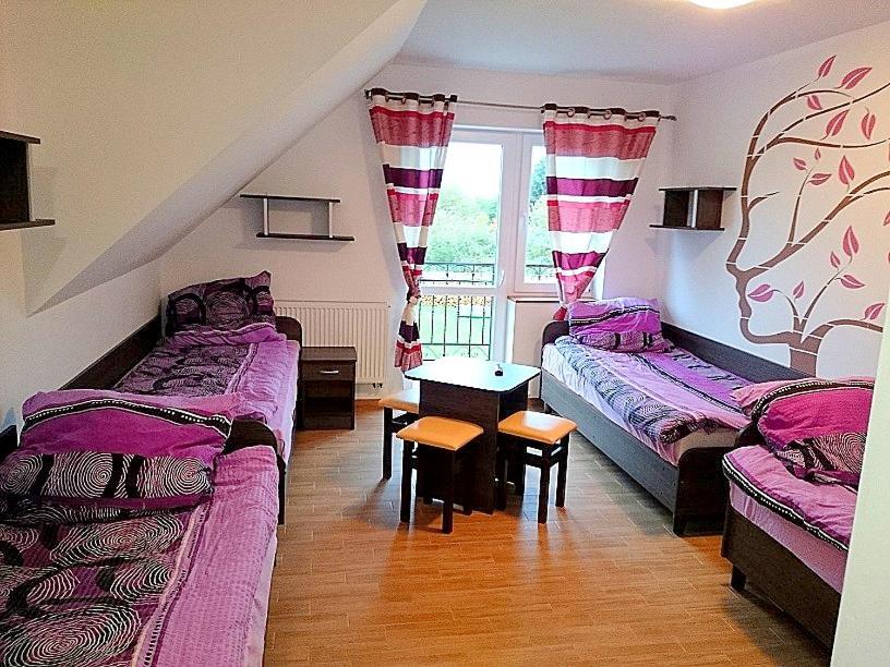 Osrodek Wczasowo-Kolonijny Bazylak Rewal Bed and Breakfast Exterior foto